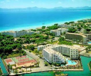 Hotel Eden Lago na pobřeží Mallorcy, v zálivu Alcudia