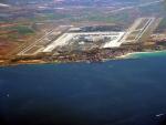 Letiště Palma de Mallorca pohledem z letadla