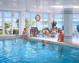 Hotel Riu Playa Cala Millor s vnitřním bazénem
