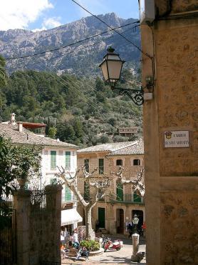 Mallorca, Fornalutx s domy